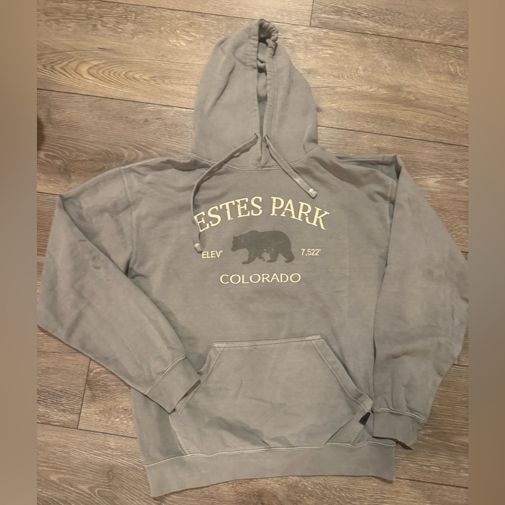 Ragwear Hoodie Bear Sweatshirt Size Medium Gray Estes Park, CO
